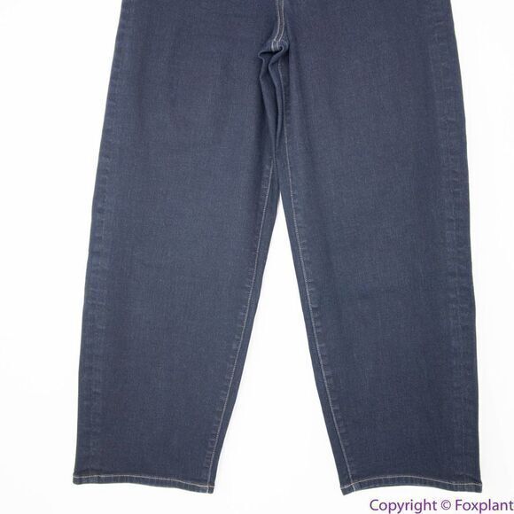 NEW Express relax‎ fit jeans, size 6 - Picture 3 of 13